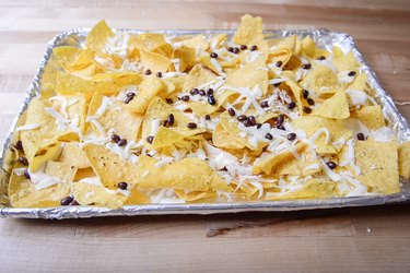 Sheet Pan Queso & Chicken Nachos Recipe