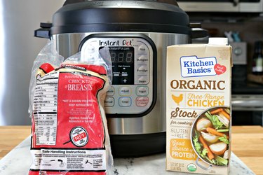 how to cook chicken breast from frozen in an Instant Pot