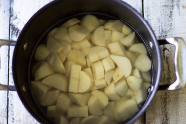 How to Make Mashed Potatoes