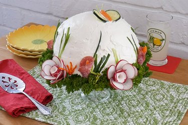 Serve a Sandwich Cake With This Easy to Make Recipe