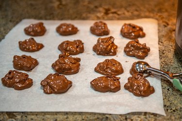 Homemade Holiday Crockpot Candy Recipe