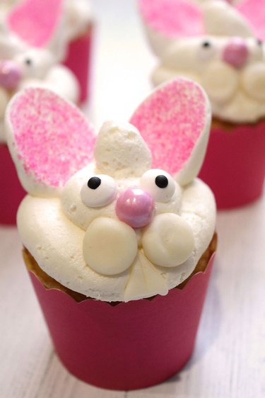 bunny cupcake