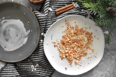 Prepare toasted coconut flakes