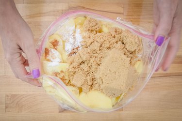 How to Make Campfire Skillet Apple Cobbler