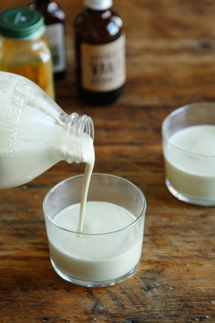 Vegan eggnog