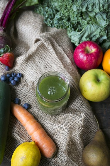 How to Make Green Juice (And Enjoy It!)