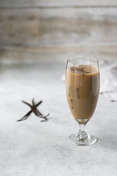 How to Make a Delicious Vanilla Iced Coffee | eHow