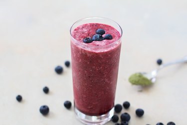 How to Make an Antioxidant Smoothie