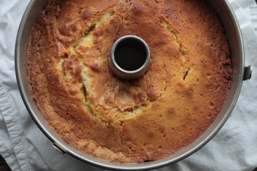 Bundt cake in pan