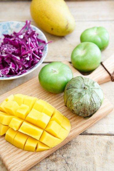 Mango Tomatillo Salsa ingredients