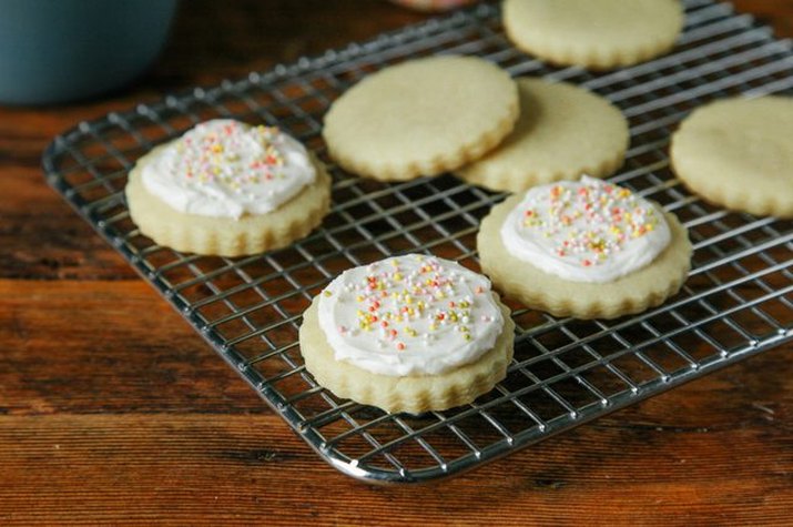 Vegan Sugar Cookies with Buttercream Frosting