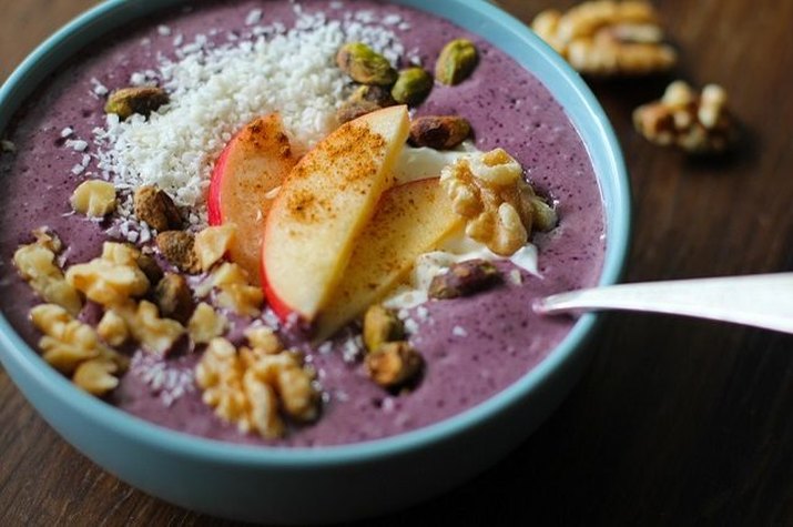 How to Make a Brazilian Acai Bowl