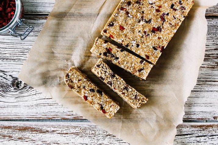 Easiest Goji Berry and Cacao Nib Oat Bars